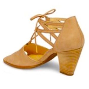 Paul Green Veronica US 7 Beige Suede shoes